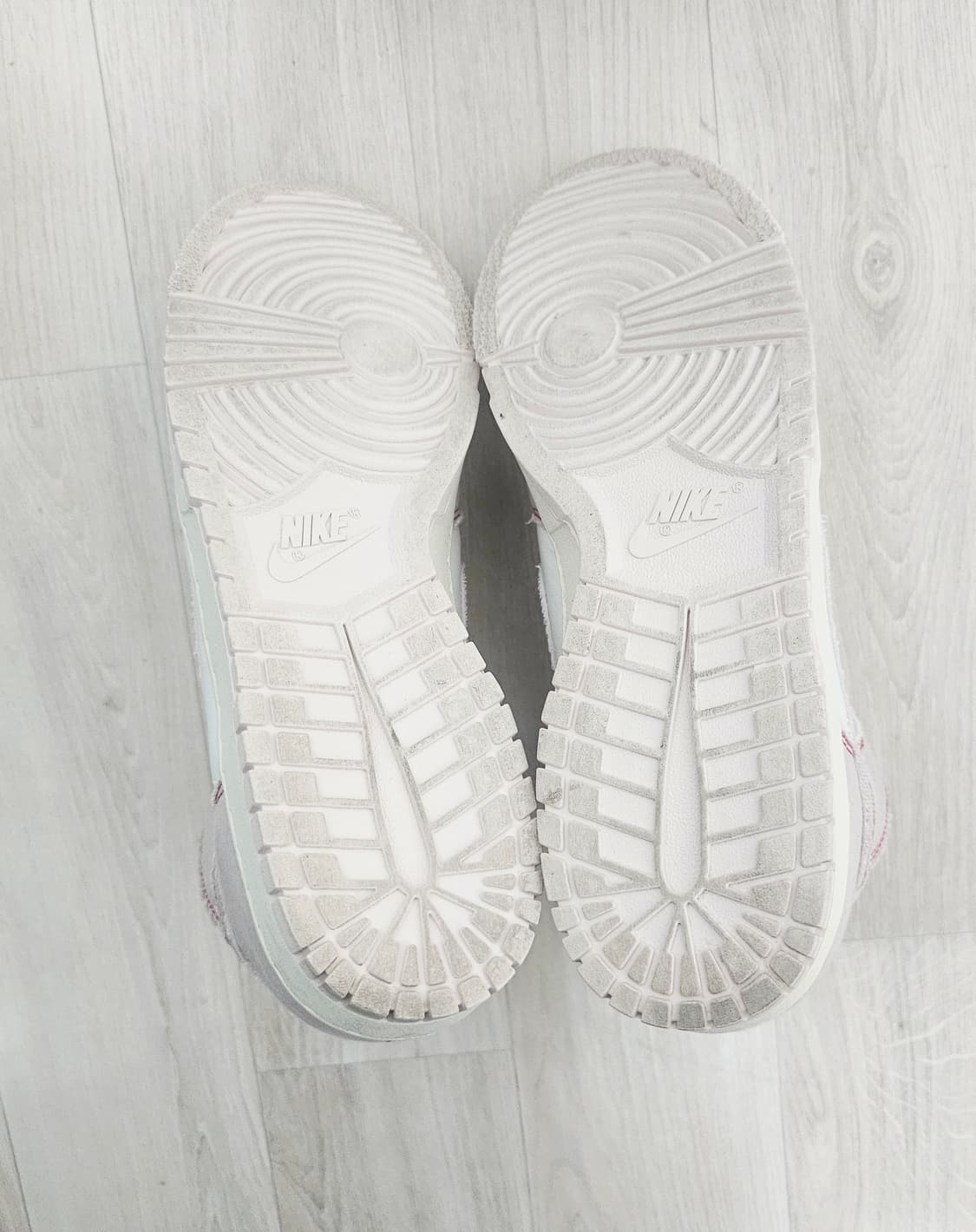 (270)☆초대장급☆ 나이키 덩크 하이 1985 베얼리 로즈데님 운동화 상품이미지7