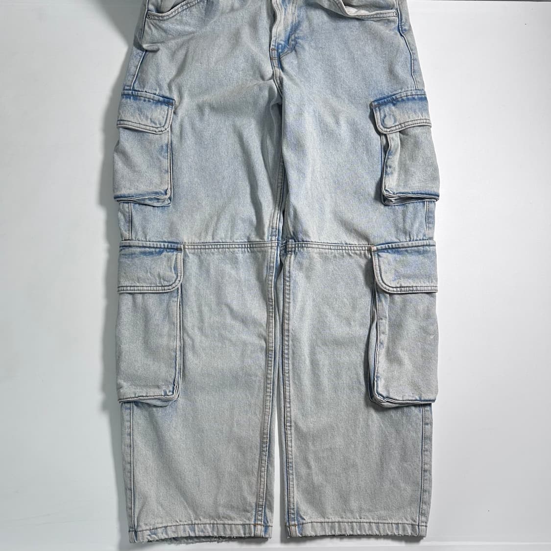 자라 멀티포켓 유틸리티 카고 데님 팬츠 상품이미지4