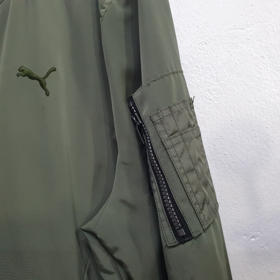 푸마 카키 봄버자켓(105) 상품이미지6