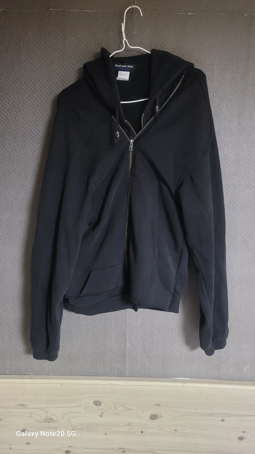 코스트 퍼 킬로 스웻집업 상품이미지1