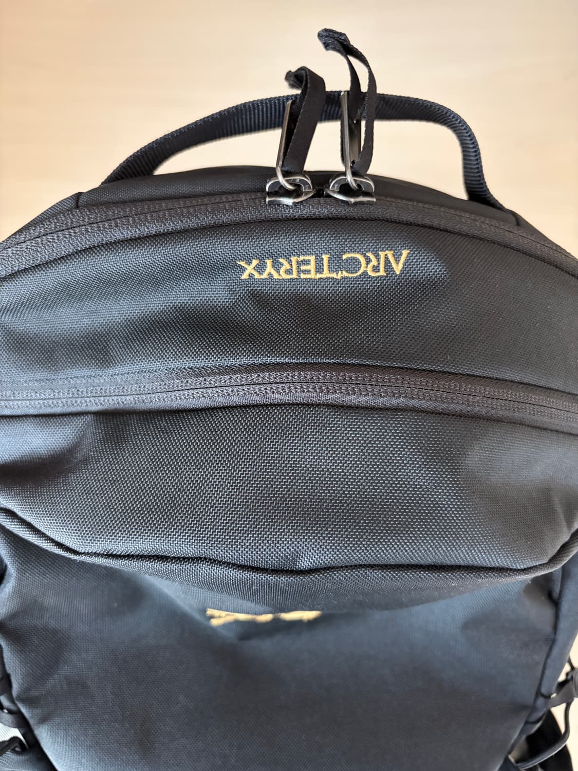 아크테릭스 맨티스 16 블랙 상품이미지3