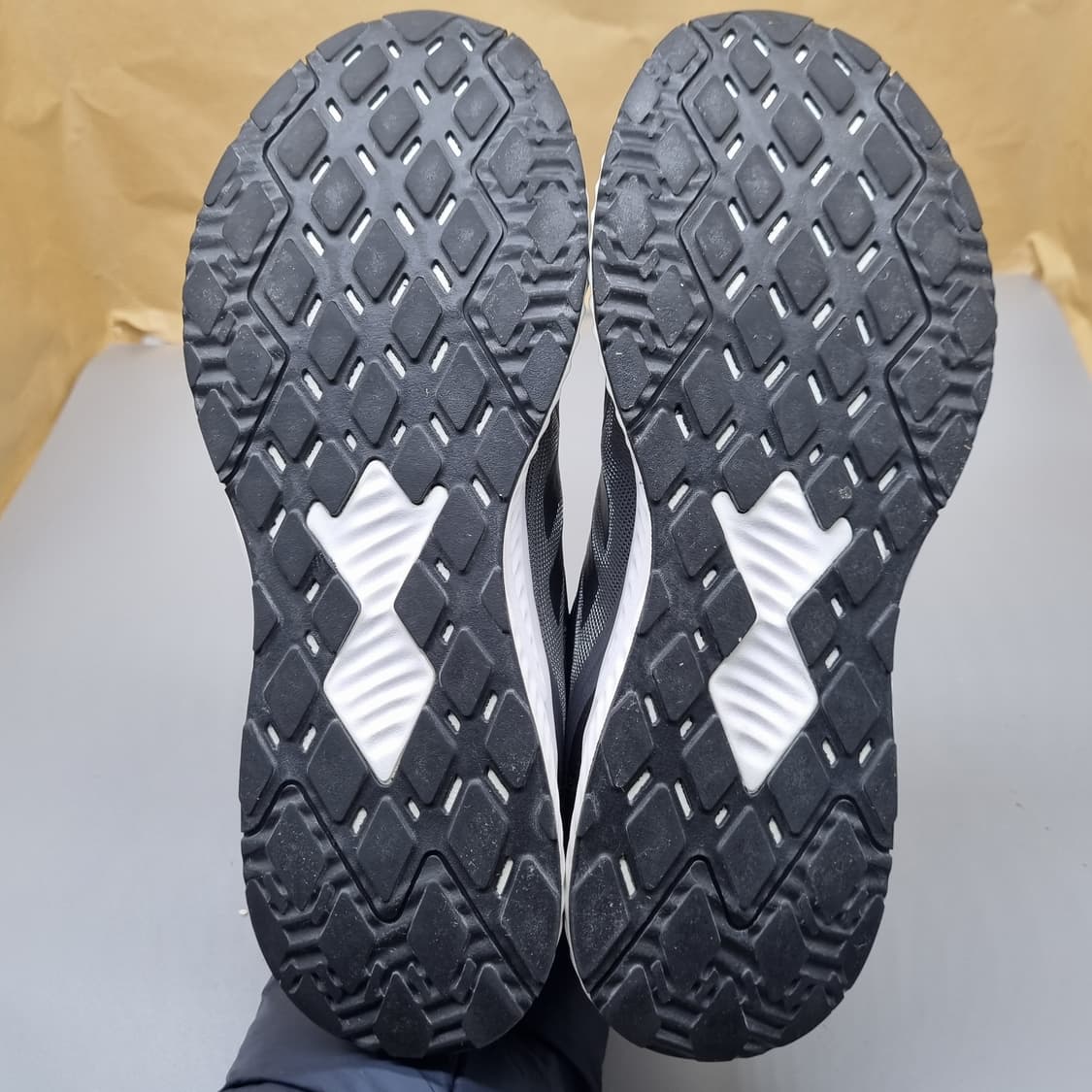 아디다스 엣지 바운스 남성운동화260  상품이미지3