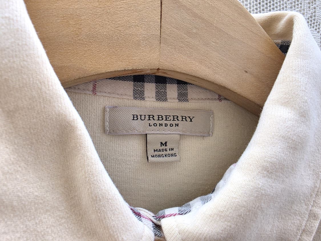 버버리 런던 긴팔티셔츠 상품이미지3