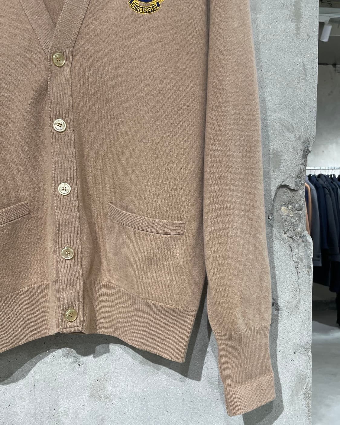 버버리 베이지 크래프트 로고 울 가디건 상품이미지5