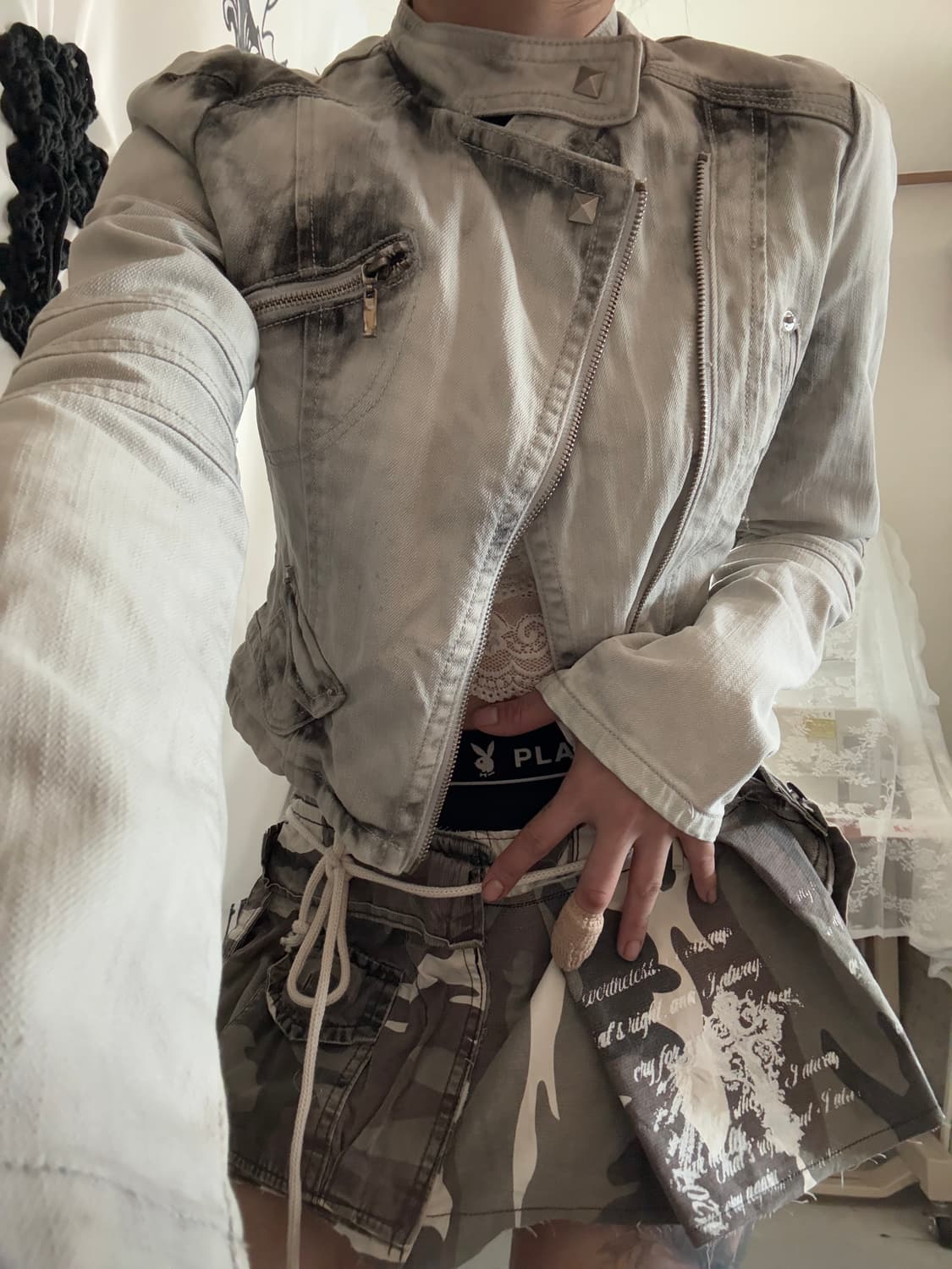 • Light Gray Tie Dye Crop Neck Buckle Ja 상품이미지3