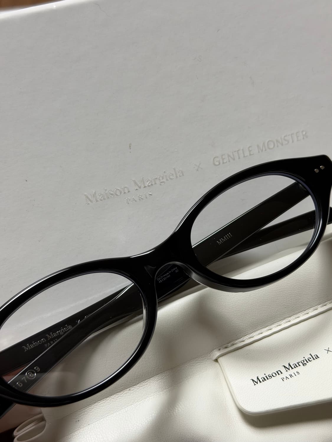 젠틀몬스터 마르지엘라 MM111-01 상품이미지4