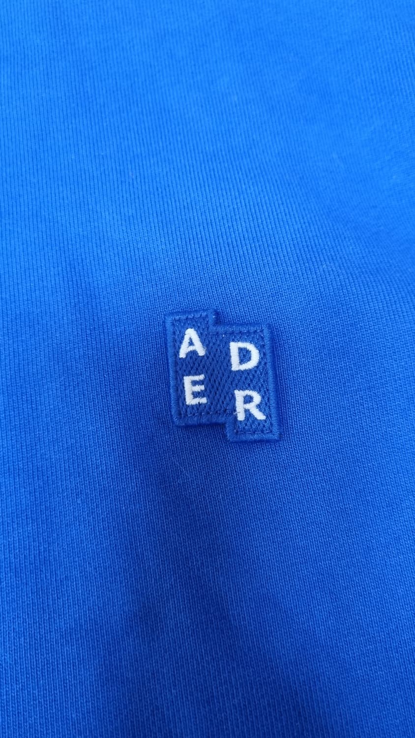 아더에러 미니멀 자수 로고 맨투맨 스웨트셔츠 (Z-Blue) 상품이미지3