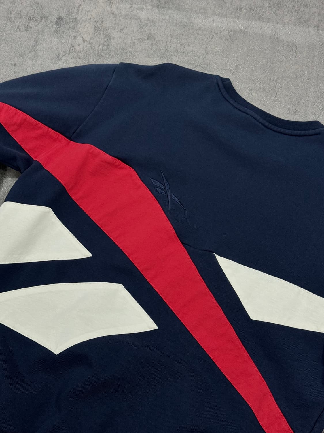 리복 맨투맨 상품이미지6