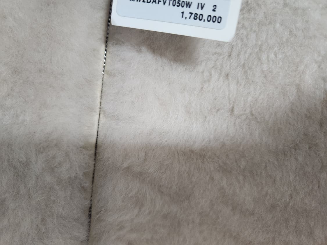 (새상품) 한섬 클럽 모나코 CLUB MONACO 천연 양가죽 모피 무스 상품이미지3