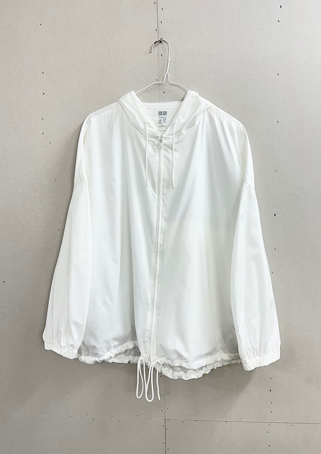 띠어리 유니클로 오버핏 바람막이 XL  상품이미지4