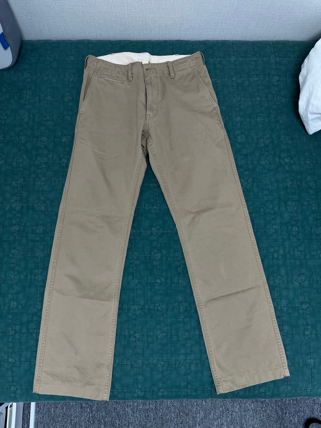 유니클로 레귤러핏 치노팬츠 베이지 상품이미지1