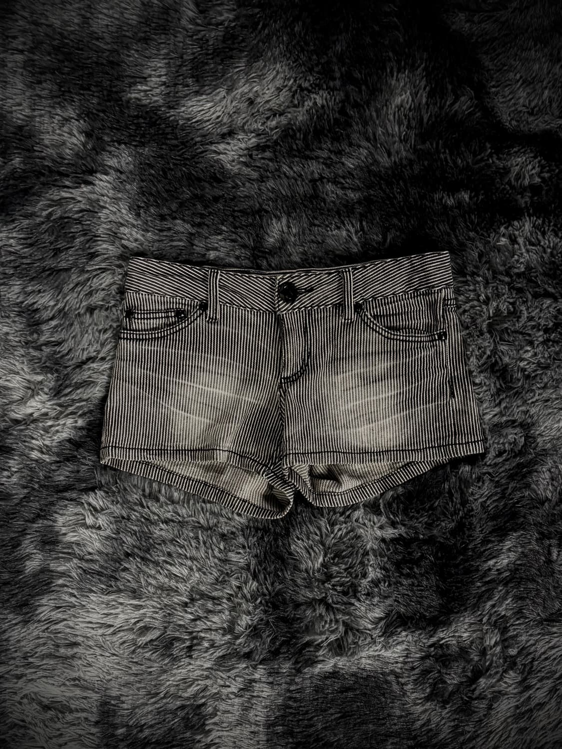 흑청 스트라이프 워싱 숏팬츠 상품이미지1