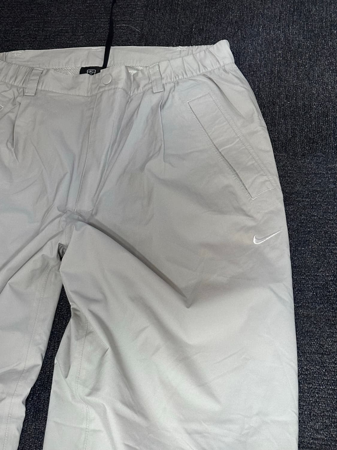 Nike golf  루즈핏 아이보리 트랙팬츠 L사이즈 상품이미지10