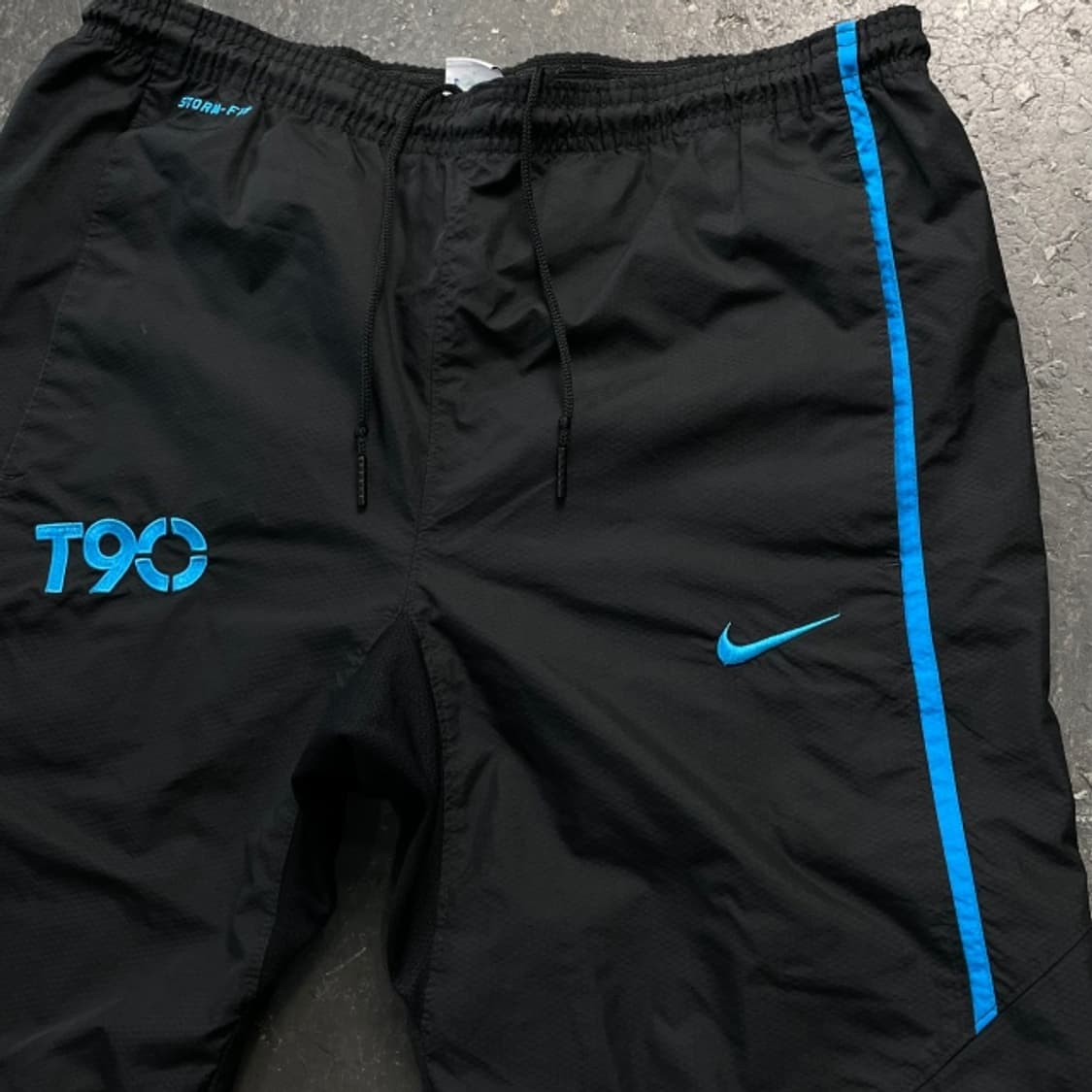 100 나이키 스톰핏 토탈90 팬츠  상품이미지2