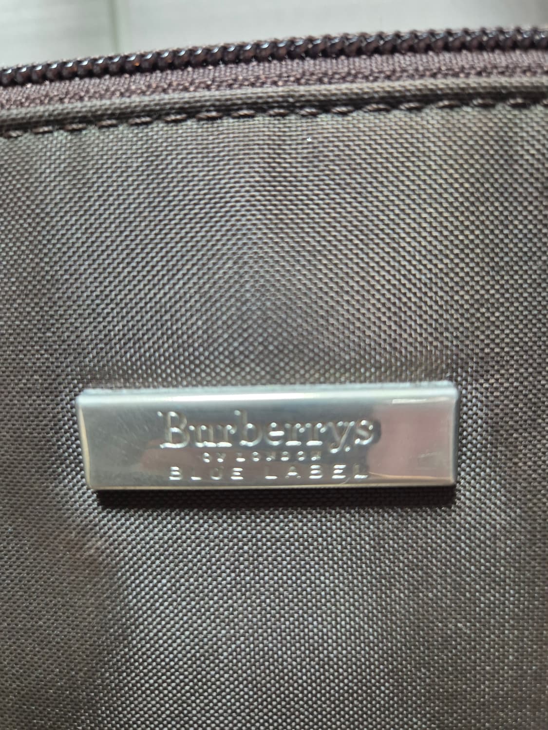 (정품) BURBERRY 버버리 숄더백 노바체크 블랙 가방 토트백 상품이미지10