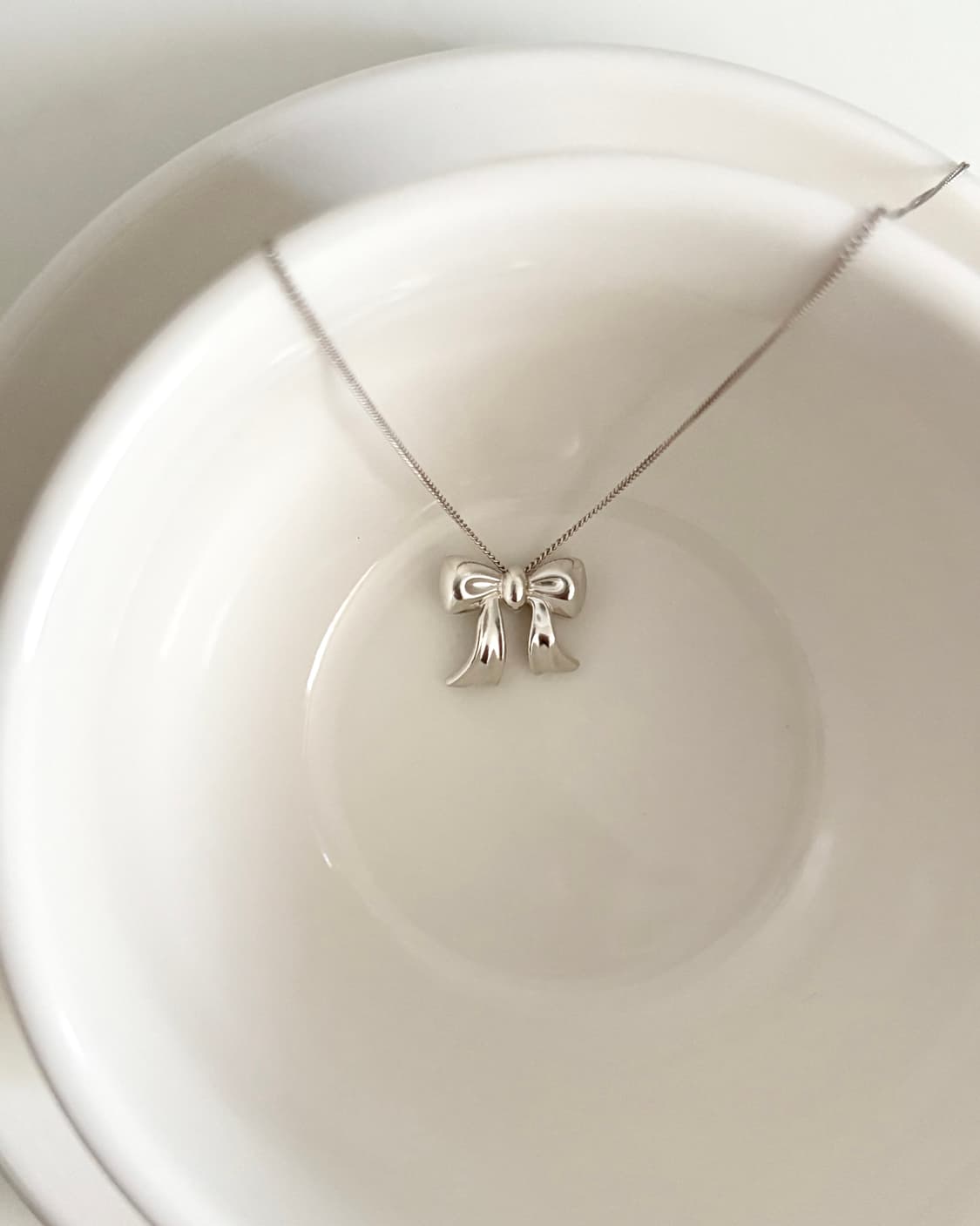 티파니앤코 리본 실버 목걸이(SV925) 상품이미지2