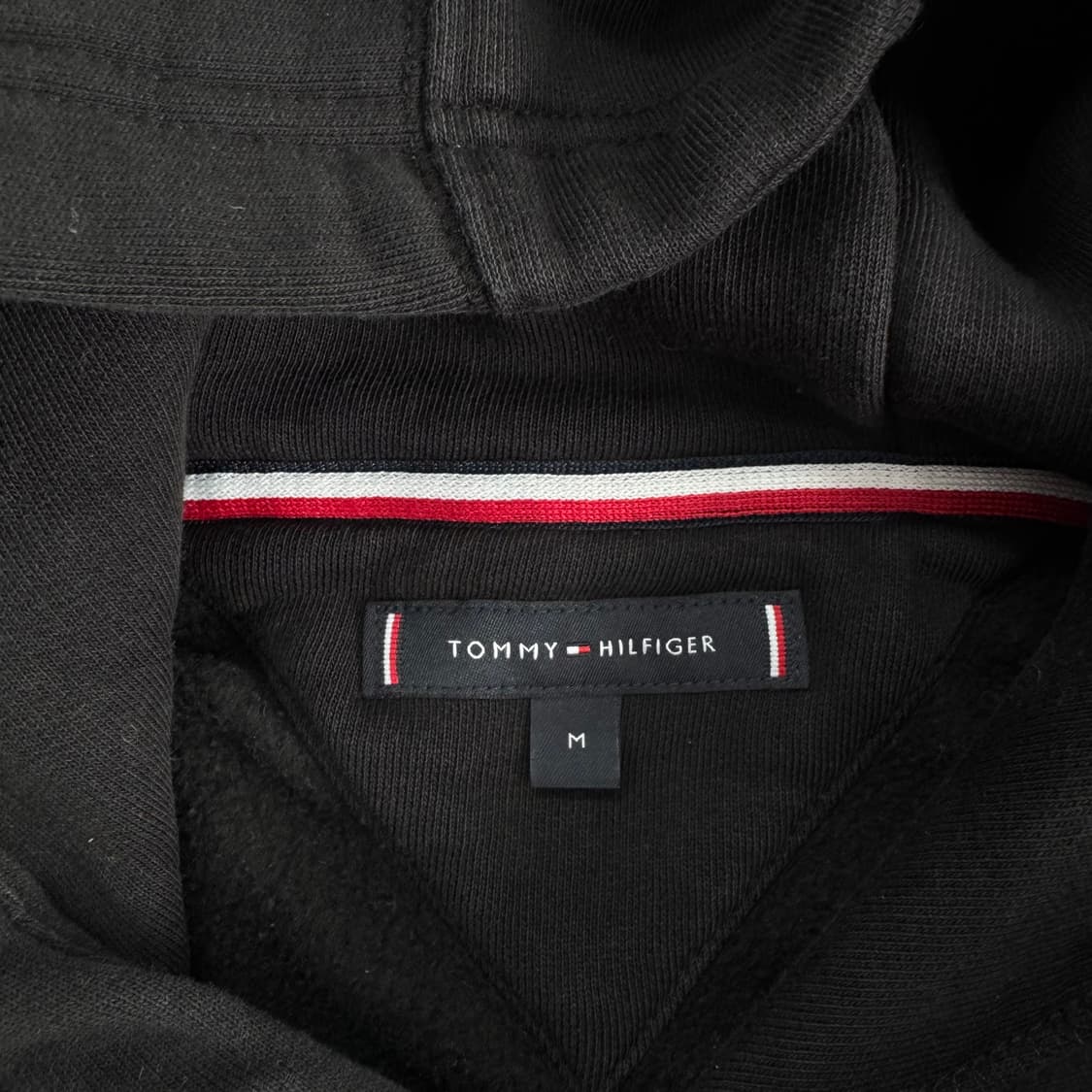 Tommy Hilfiger 타미힐피거 스펠아웃 로고 블랙 후드티   상품이미지5