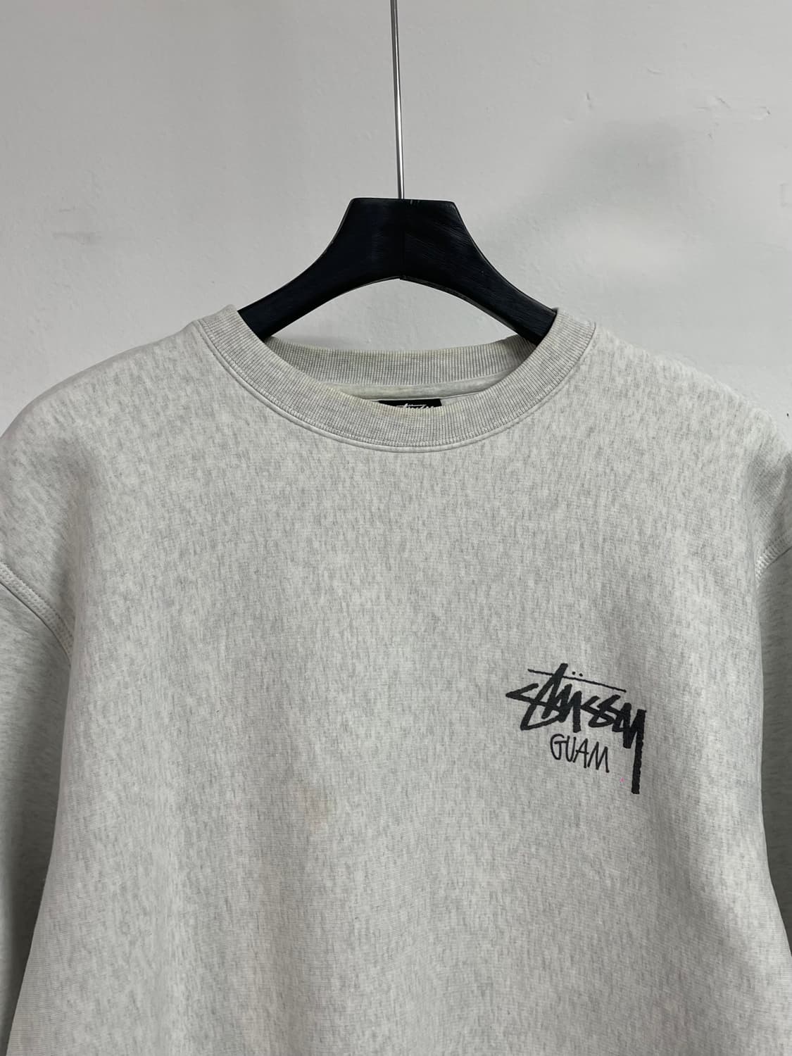 스투시 괌 챕터 한정판 헤비스웻 맨투맨 (on.522) 상품이미지3