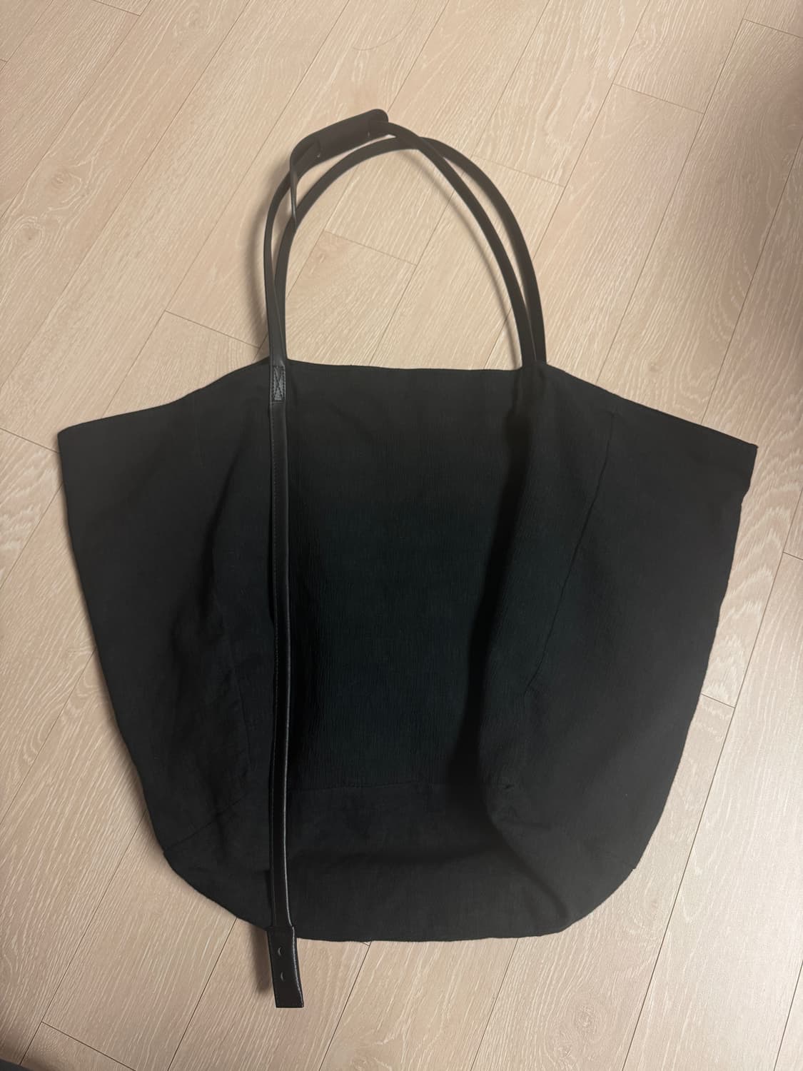 xlim 엑슬림 시놉시스 백 상품이미지1