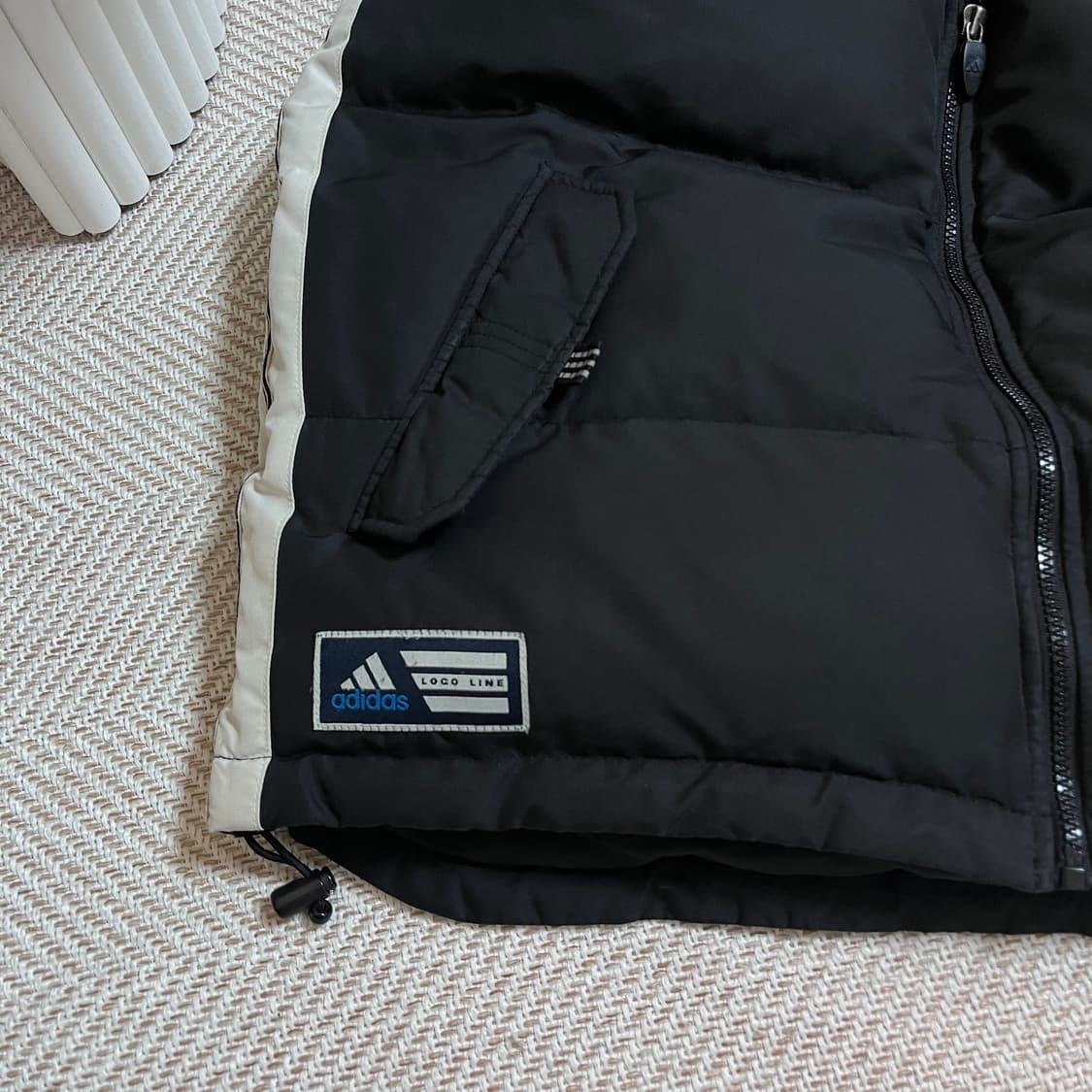 [정품] 아디다스 블랙 블루로고 패딩 조끼 [ 105 ] 상품이미지6