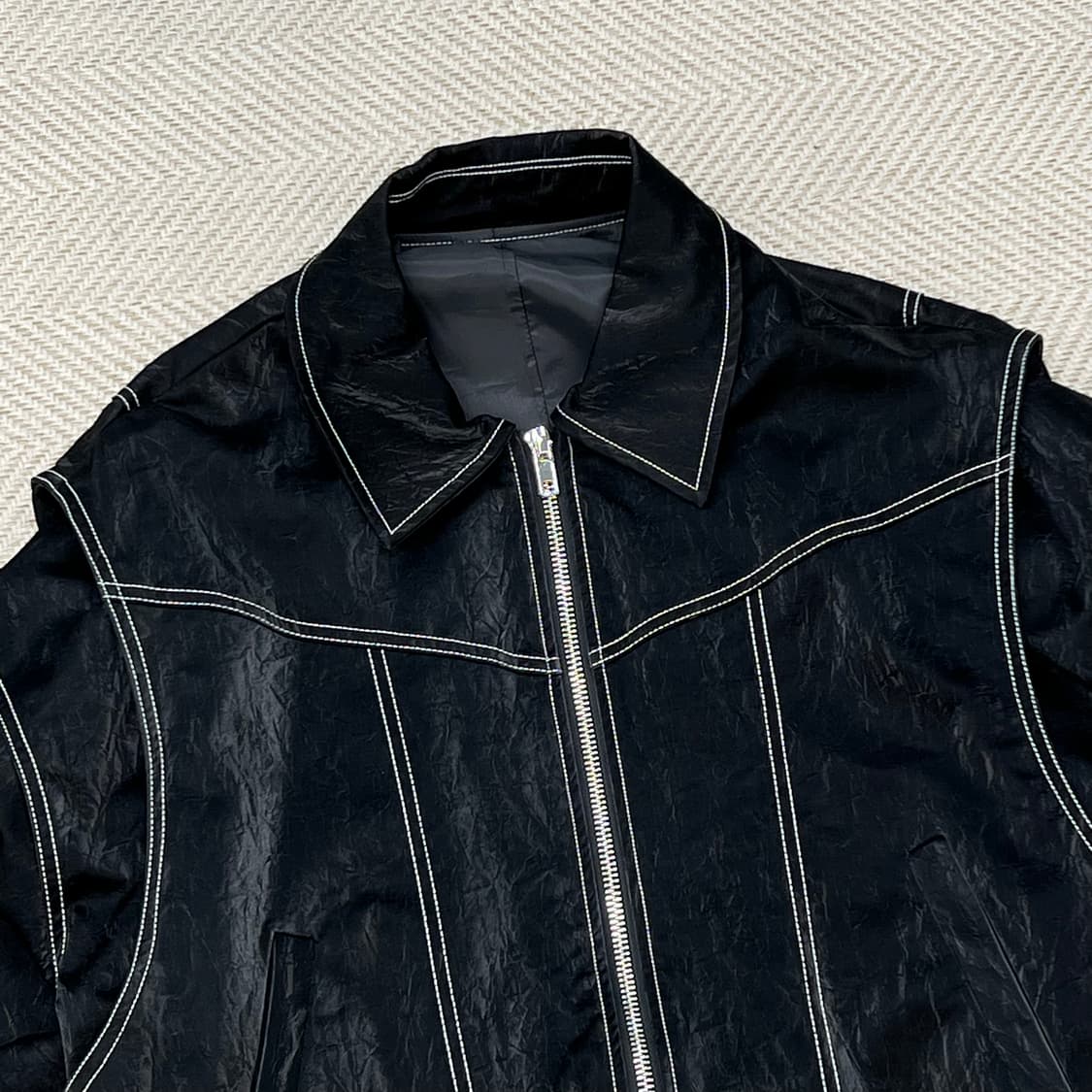 own 스티치 블랙 글로시자켓 r3163 상품이미지4