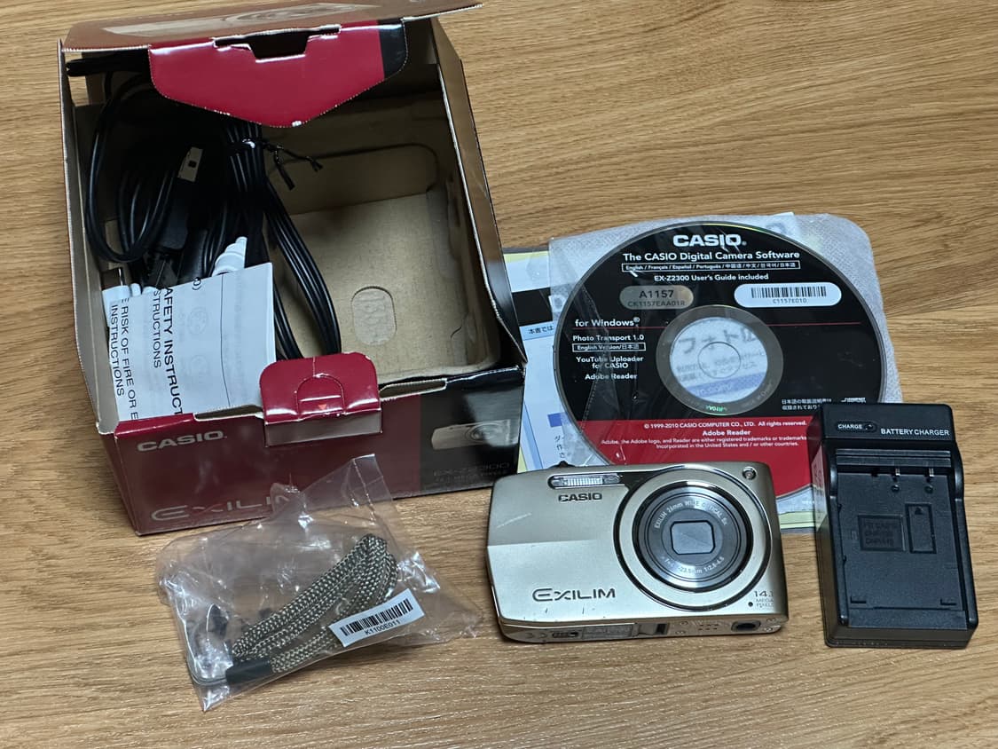 [박스품] Casio 카시오 엑슬림 z2300 골드 상품이미지1