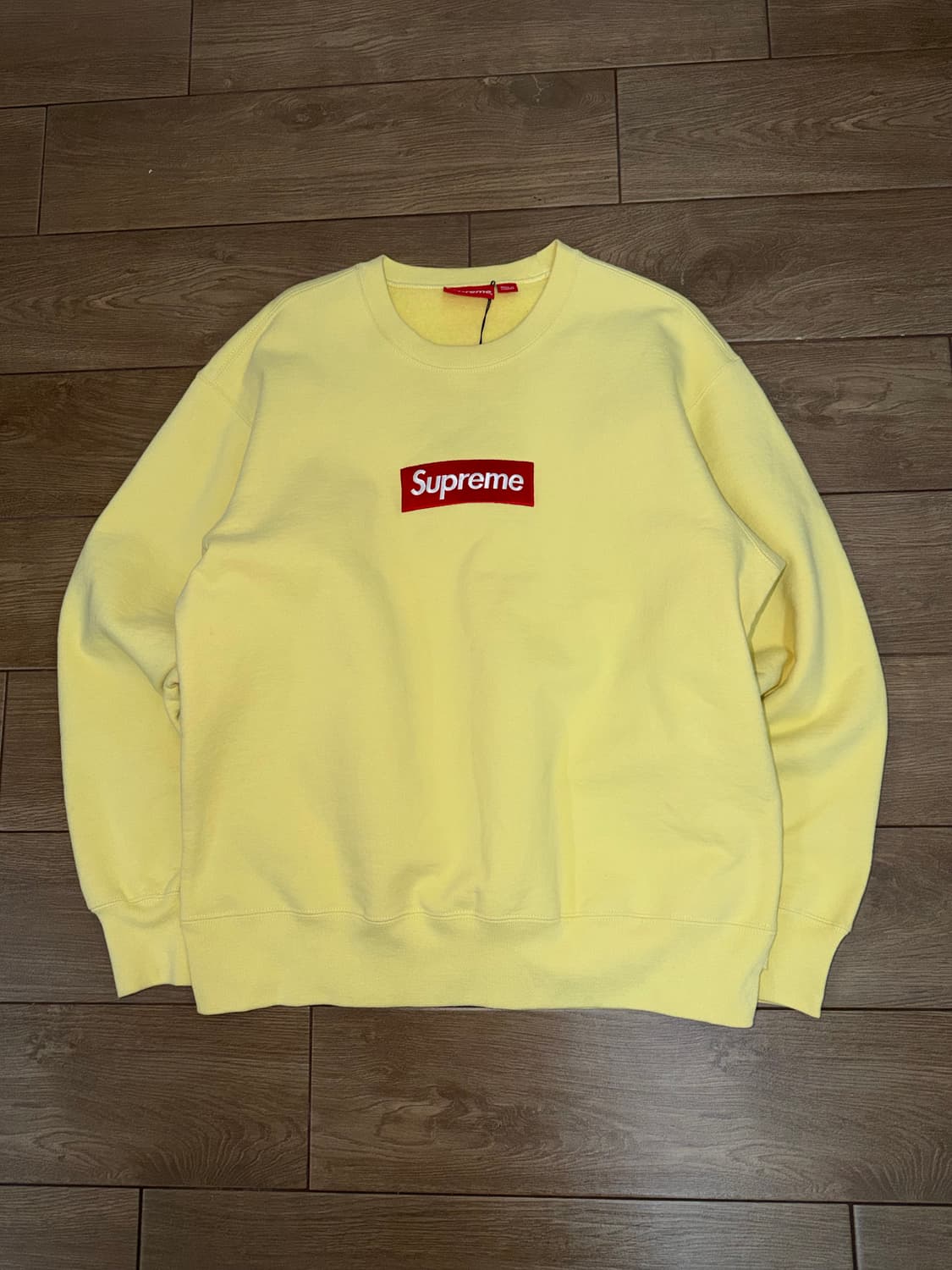 Supreme Box Logo Crewneck Pale Yellow - 상품이미지9