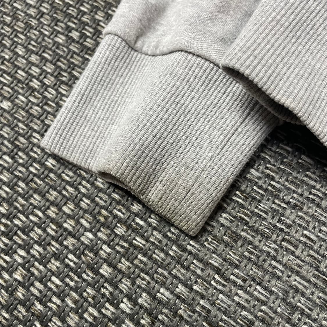 휠라 빅로고 레귤러핏 그레이 맨투맨 L 상품이미지9