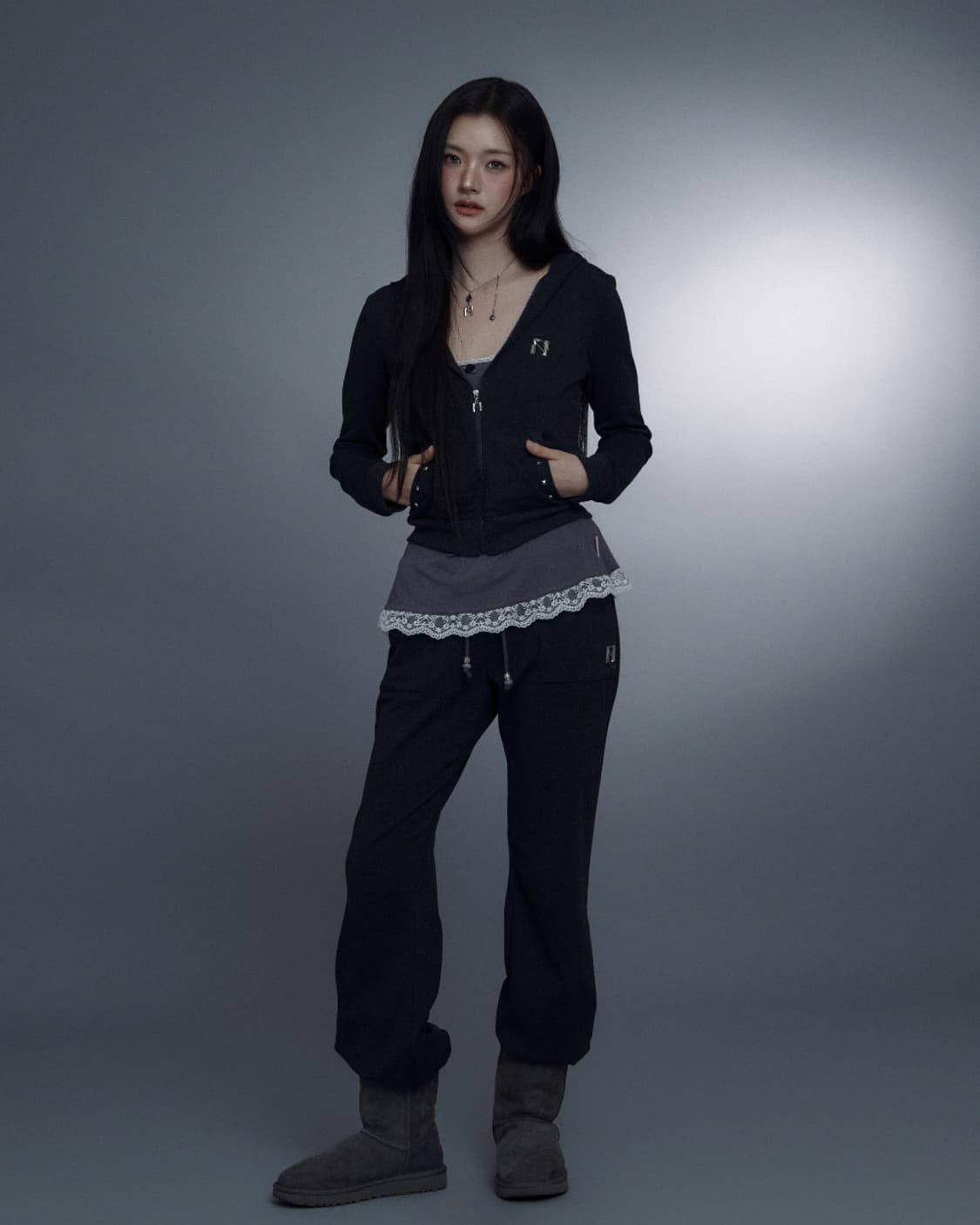 (택o새상품)뉴얼린 엠블럼 스터디드 트레이닝 셋업 / 다크멜란지차콜 상품이미지1