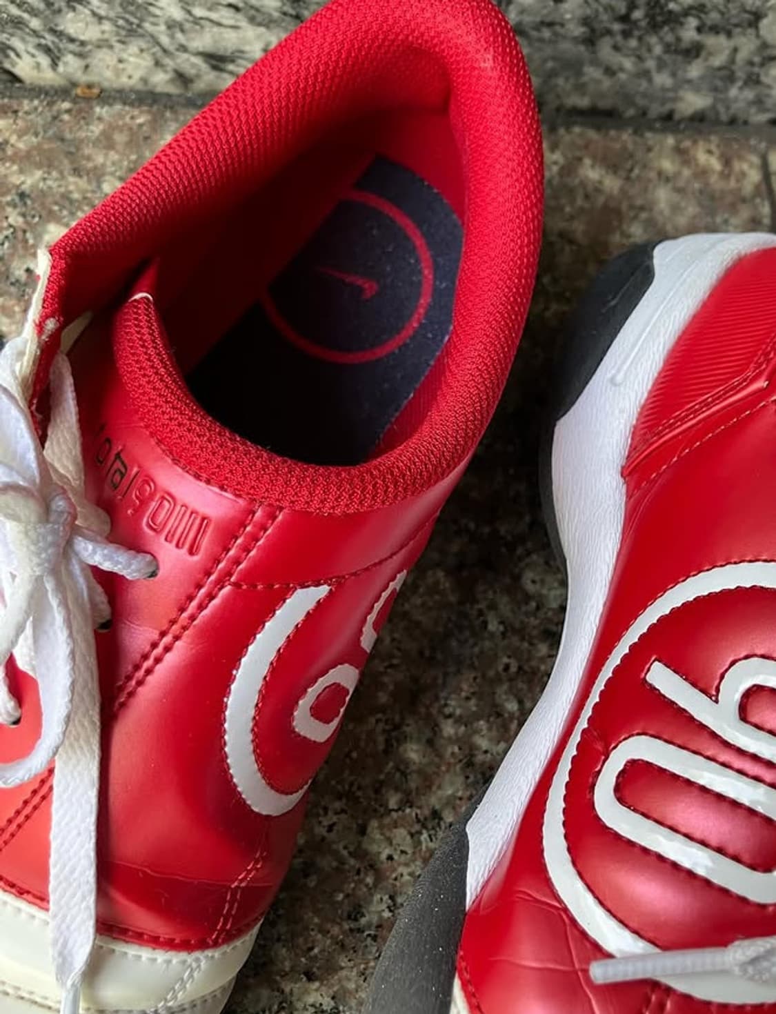 나이키 토탈90 풋살화 265 상품이미지3