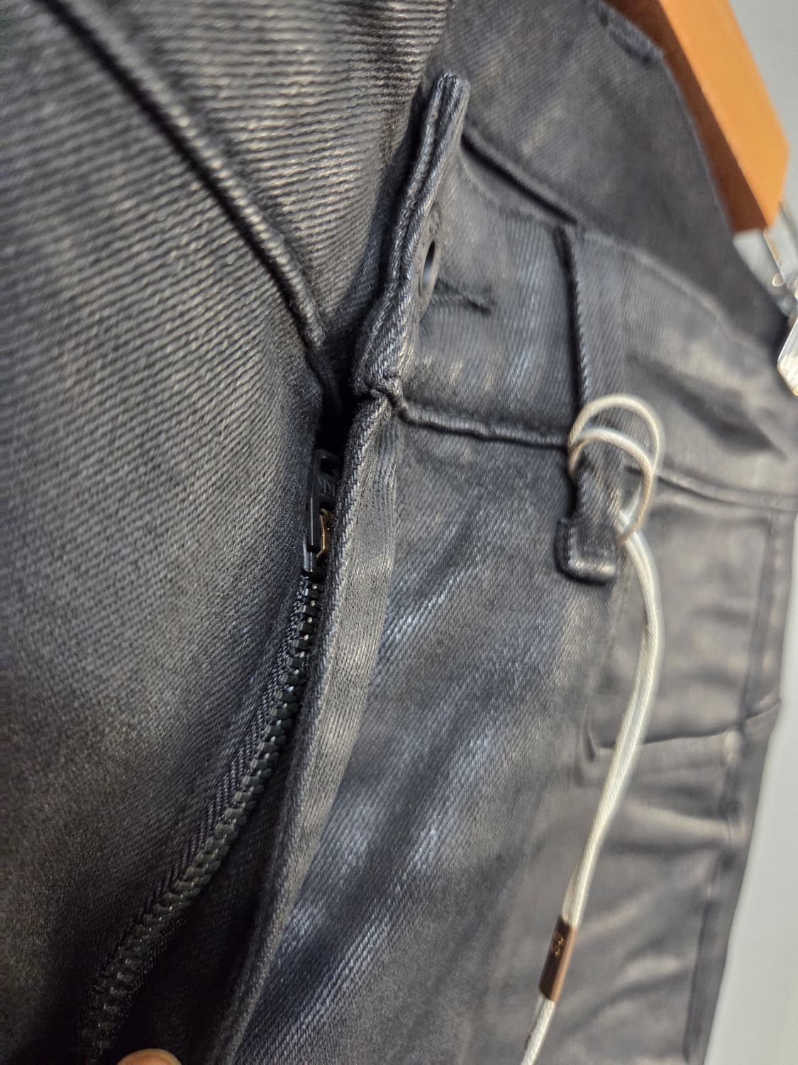 G-STAR 블랙 코팅진 데님 팬츠((W26/L32) 상품이미지5