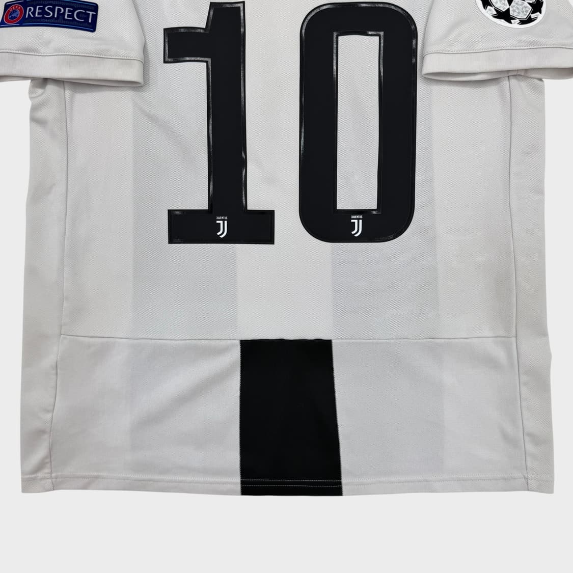 18-19 유벤투스 홈 No.10 파울로 디발라 상품이미지8