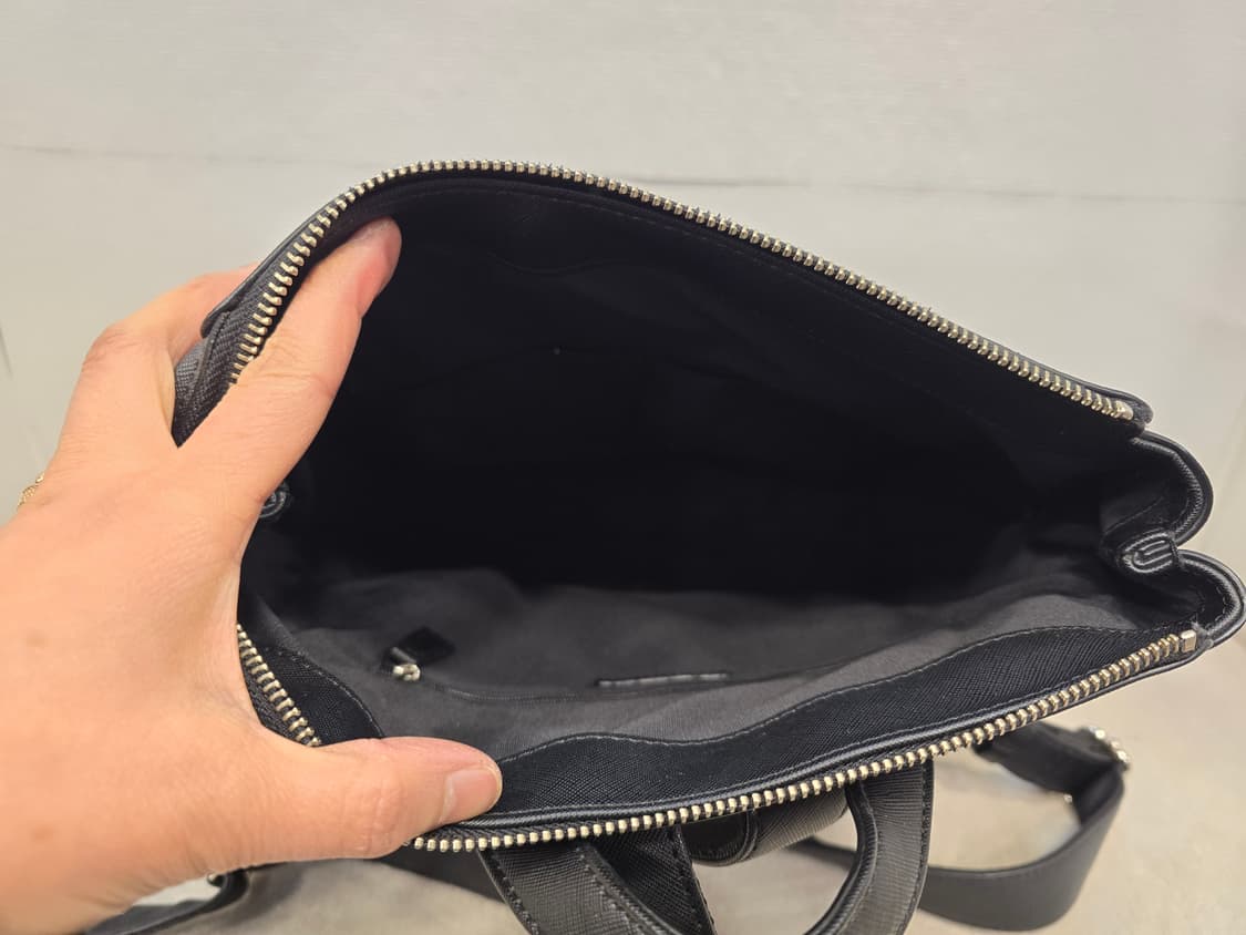 거의새거) 앤클라인 블랙 가죽 백팩 상품이미지7