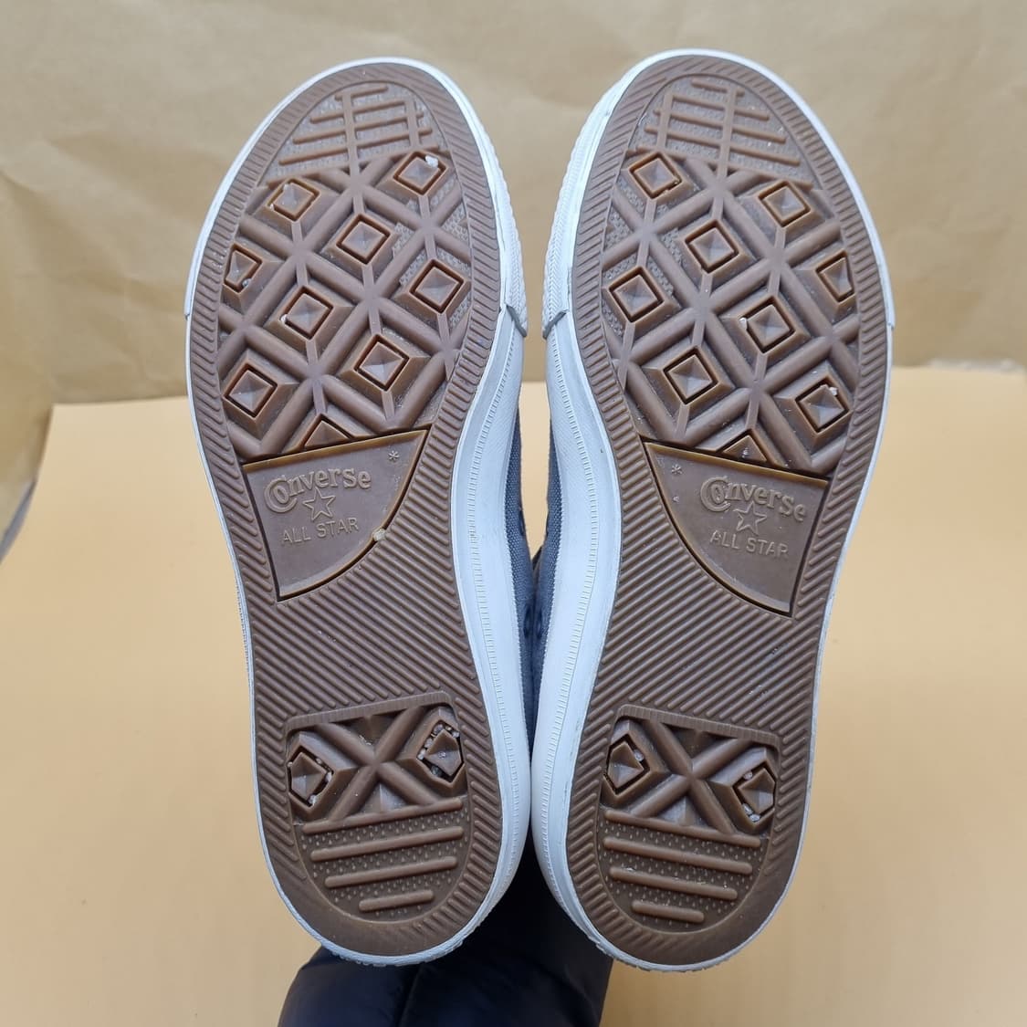 컨버스 척테일러 그레이 여성하이탑240. 상품이미지3