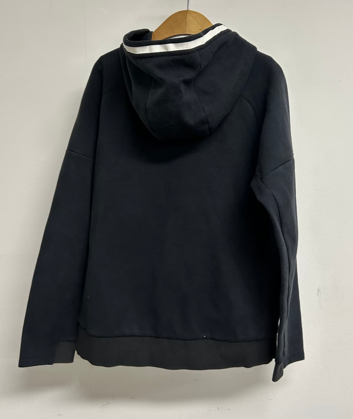 뉴발란스 후드집업 블랙 m 상품이미지3