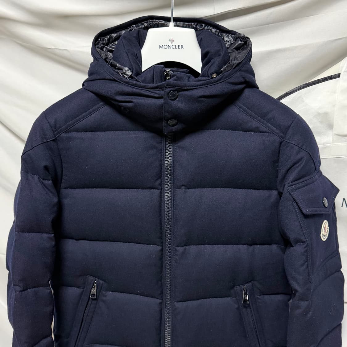 [S+급/0] 몽클레어 몽제네브르 패딩 네이비 상품이미지2