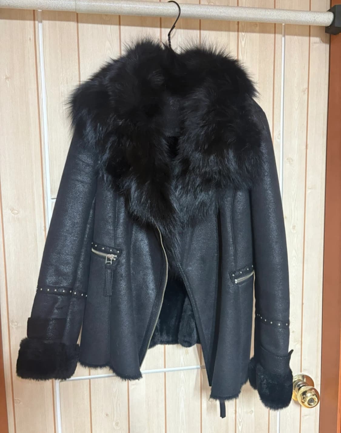 GGPX 블랙 무스탕 s 상품이미지2