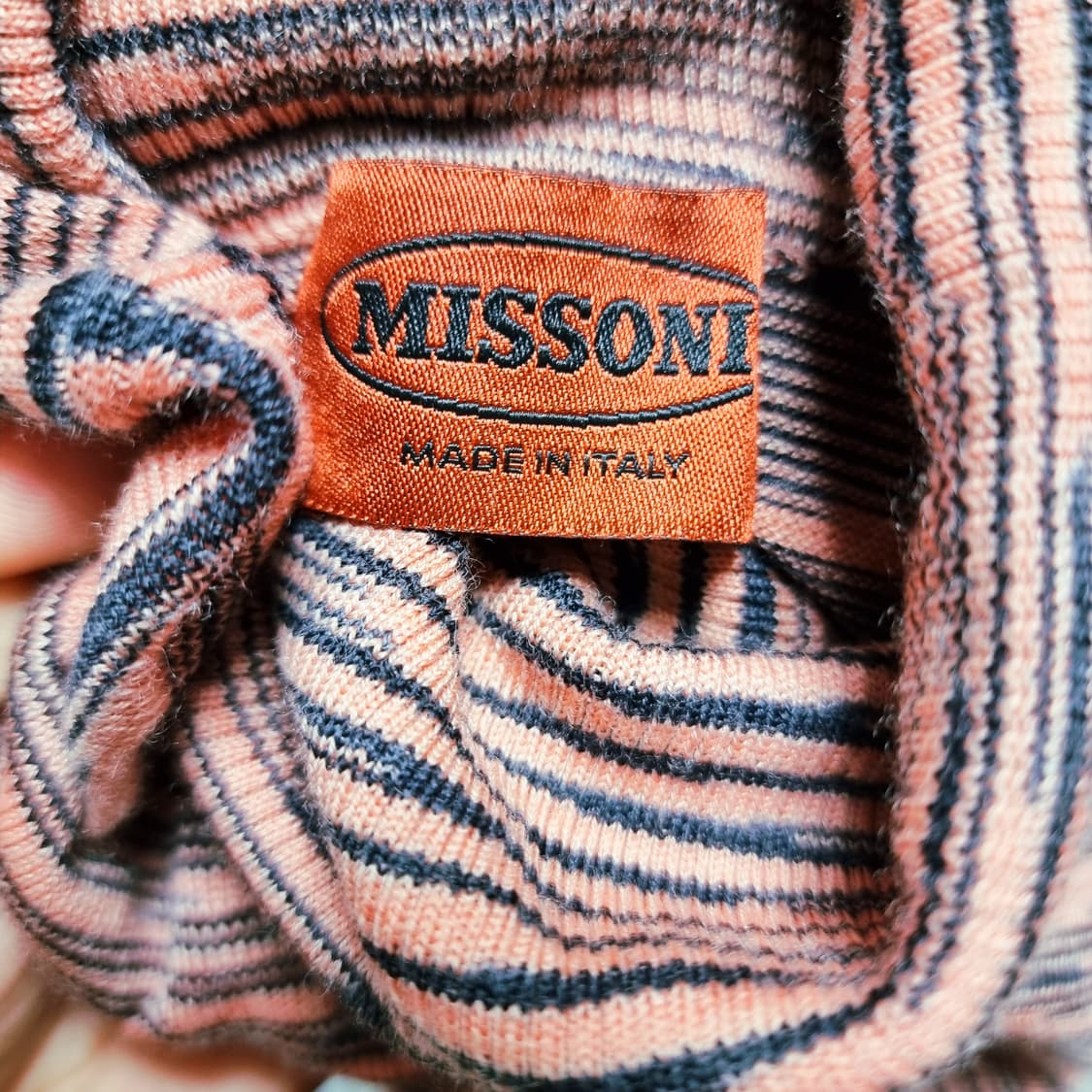 미쏘니 울90혼방 터틀넥 티 (55) 상태최상 상품이미지3