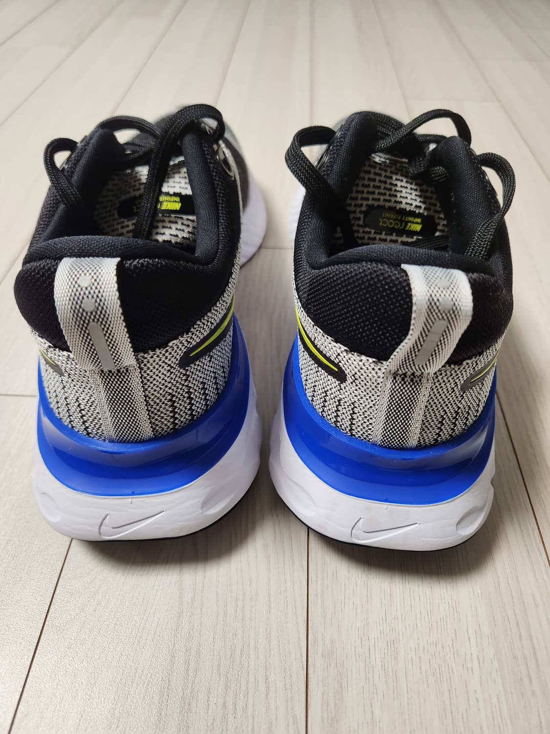 나이키 운동화 리액트 인피니티 런 플라이니트 2 사이버 레이서 블루 러닝 상품이미지3