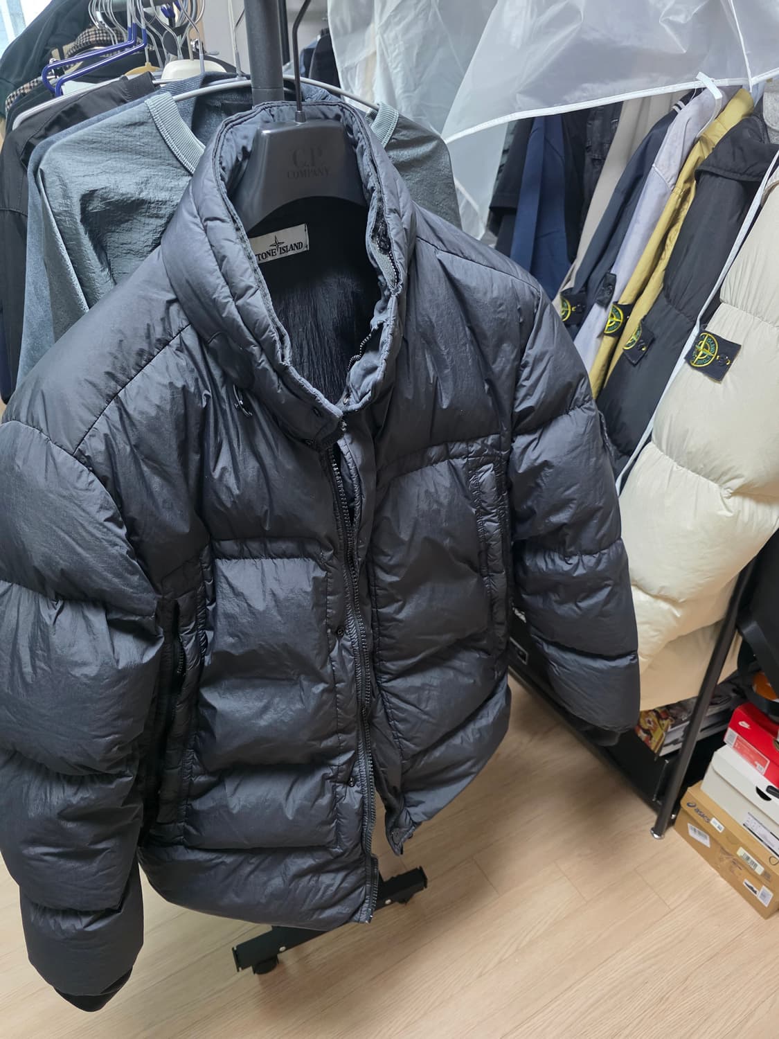 스톤아일랜드 크링클랩스 논후드 패딩 매장판xl 상품이미지8
