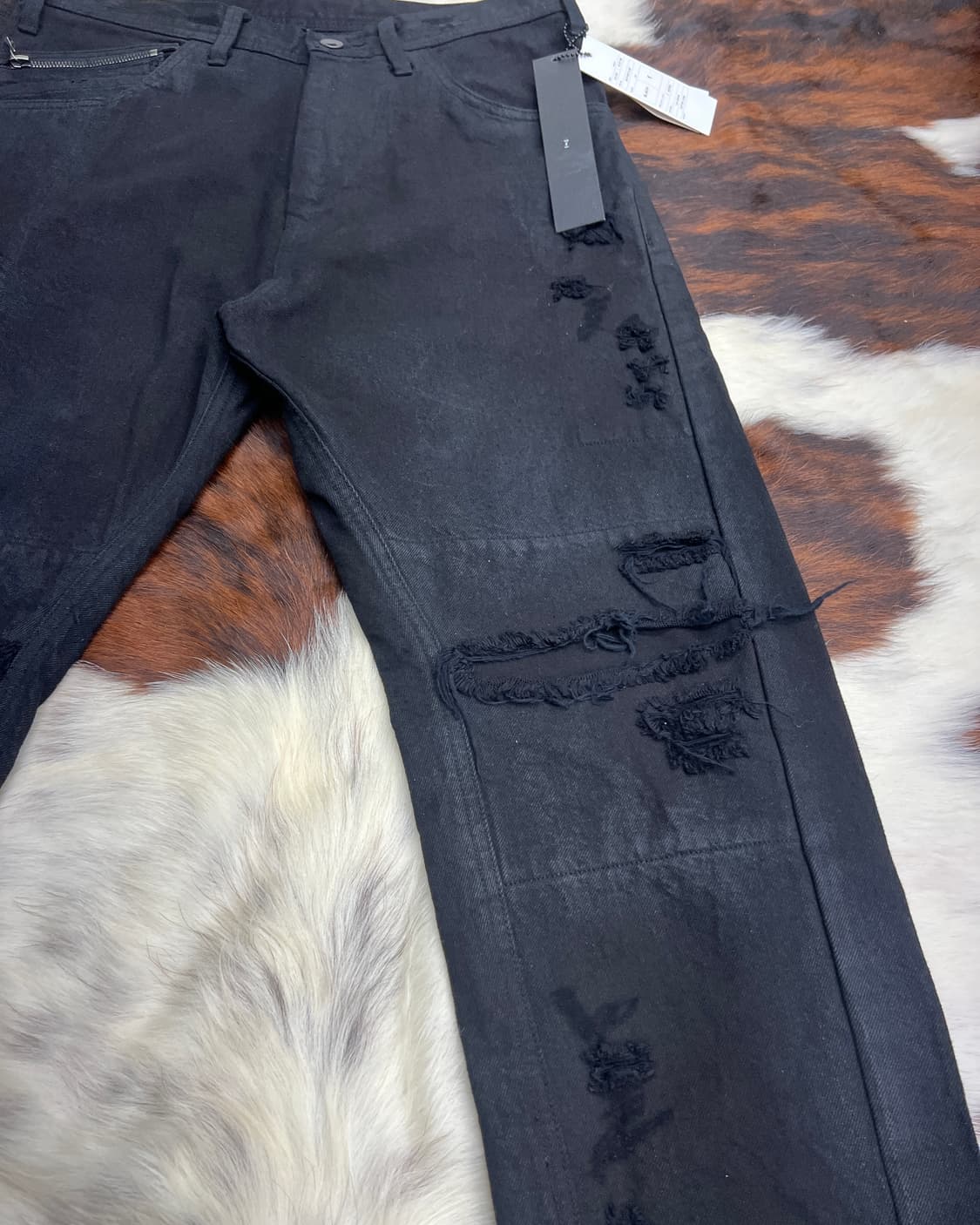 Julius 18FW 세미 커브드 디스트레스 진 상품이미지3