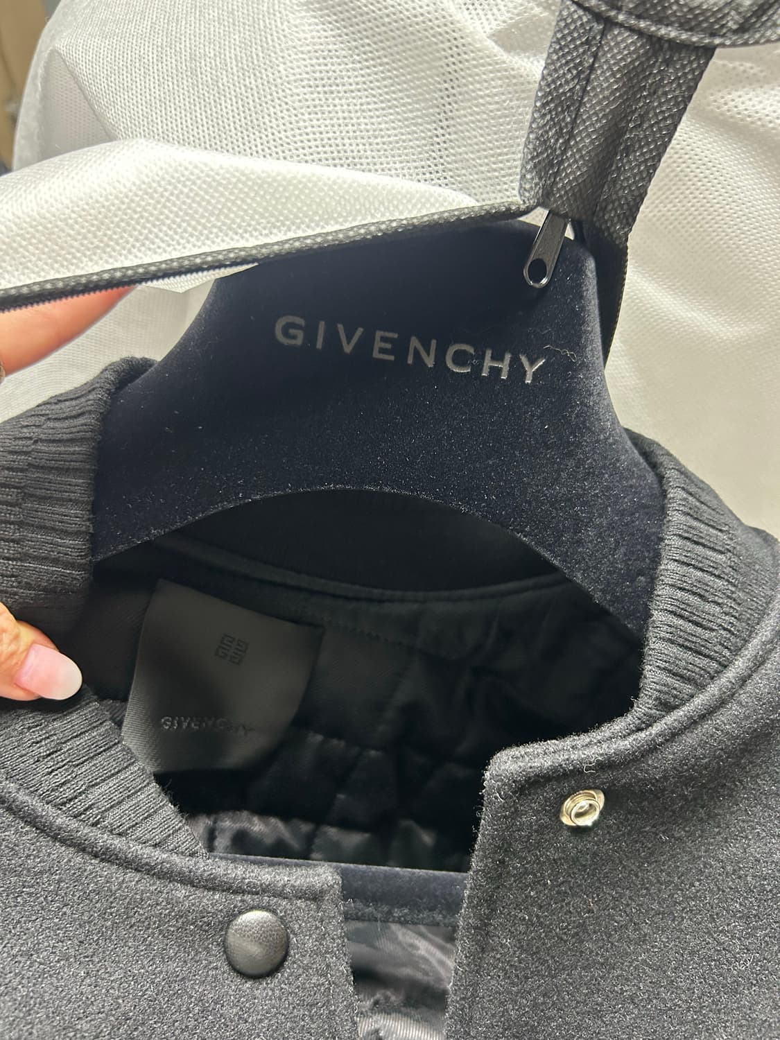 지방시  4G 바시티 숏자켓 미착용새상품 상품이미지7