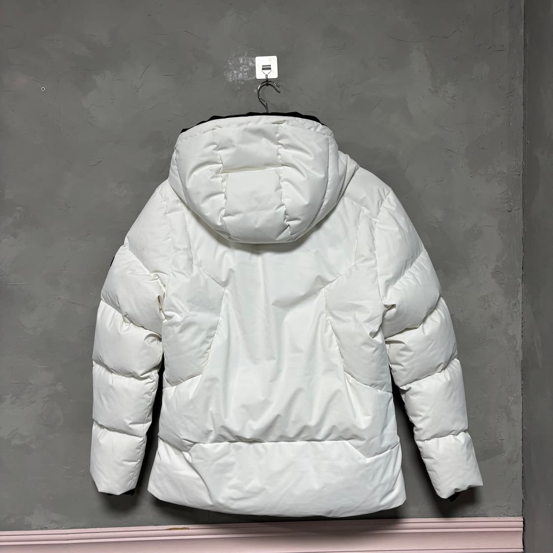 데상트 덕다운 패딩 화이트 상품이미지4