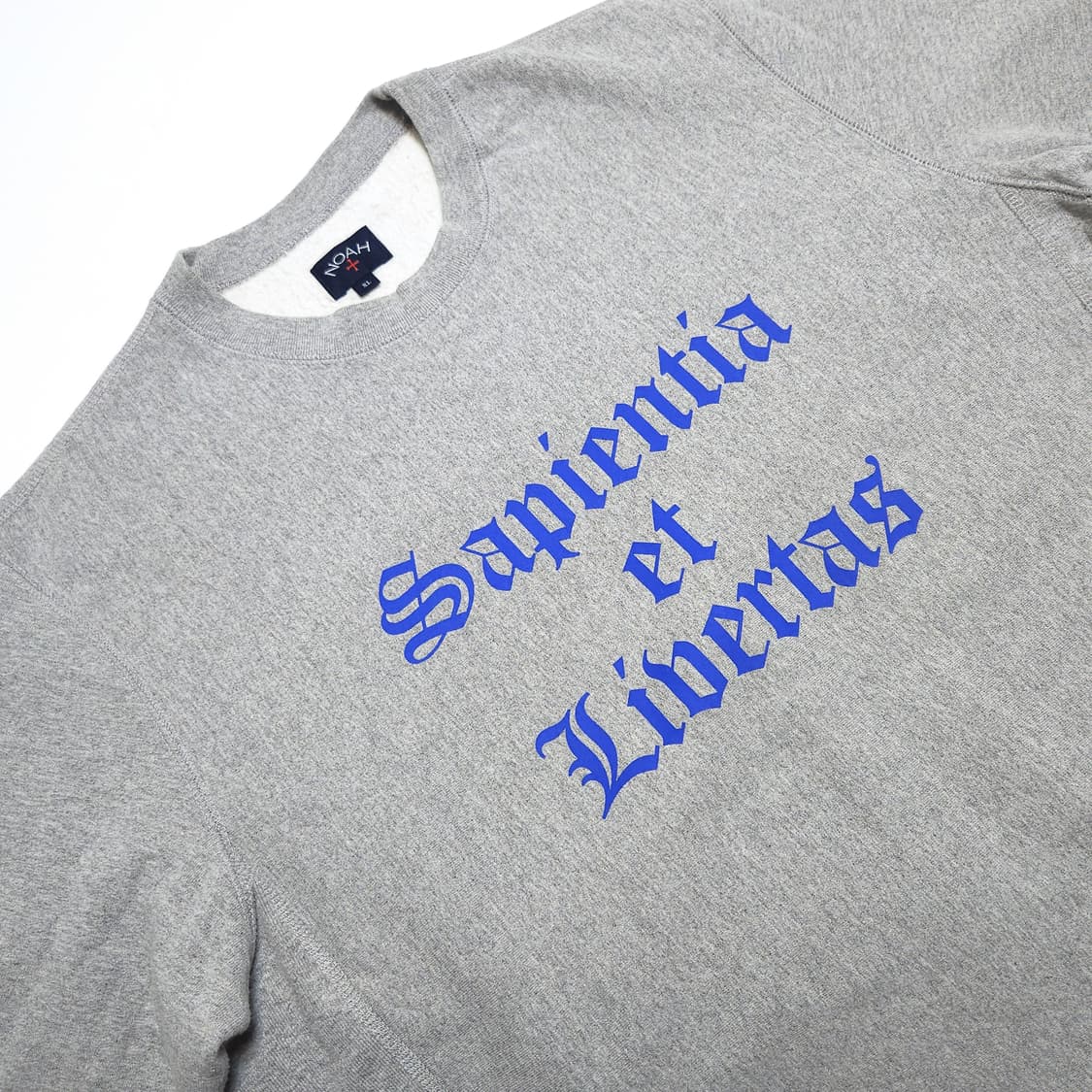 노아 NOAH 놀리지 크루넥 맨투맨 티셔츠 헤더그레이 상품이미지5