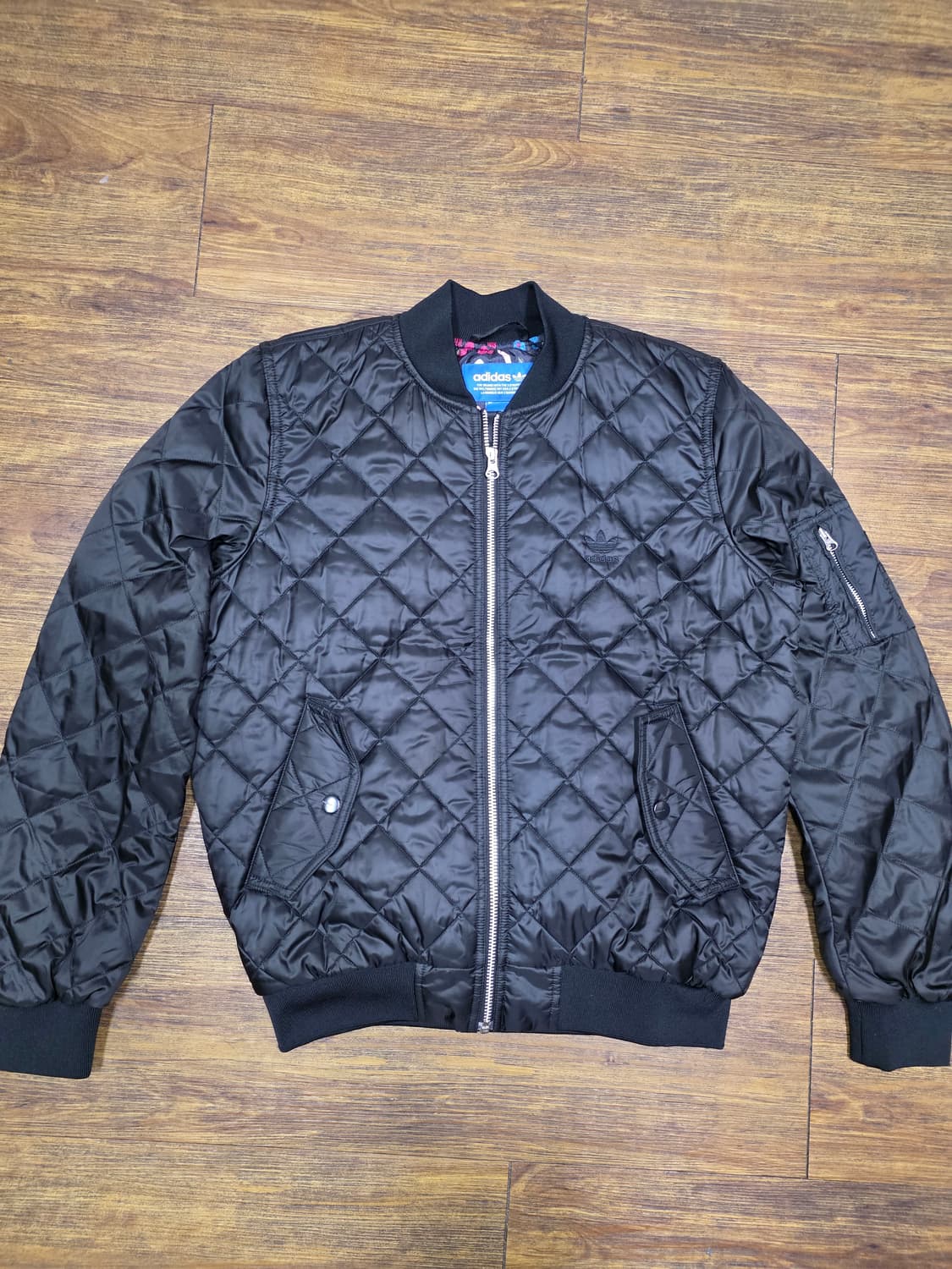 아디다스 퀄팅 봄버자켓 상품이미지2
