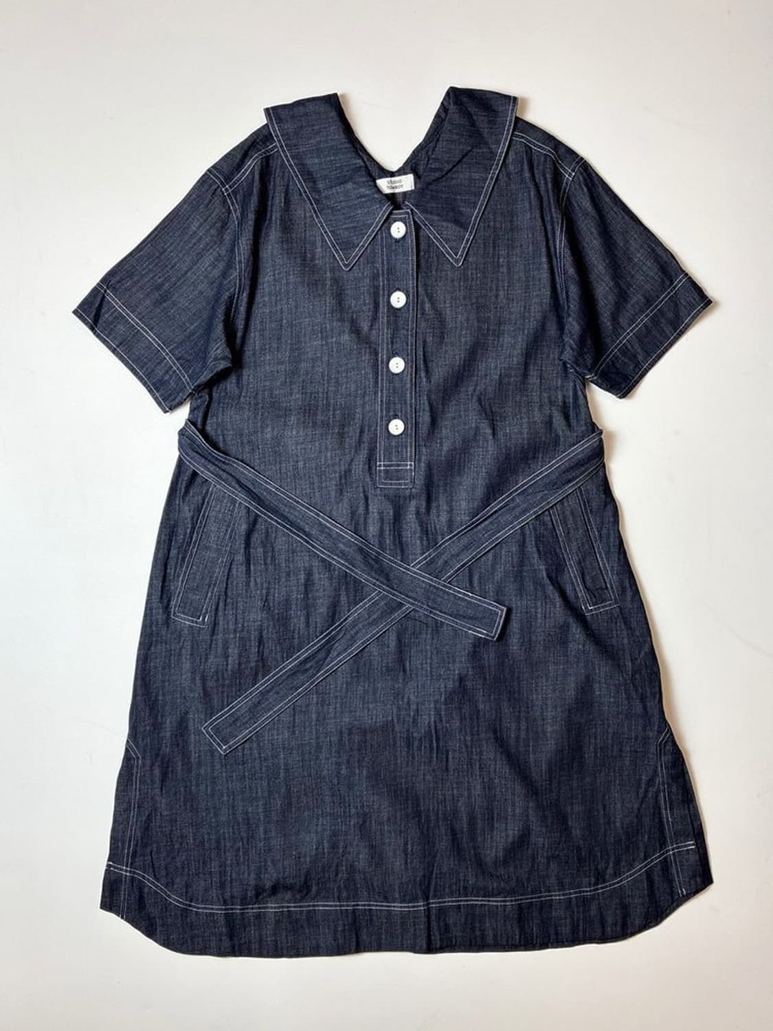 스튜디오톰보이 23ss 빅카라 벨티드 데님 원피스 PN8711 상품이미지1