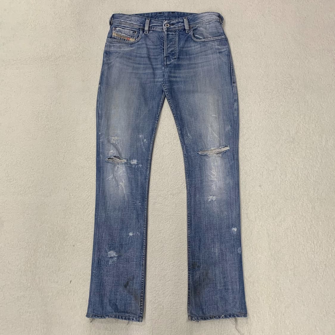 [30,33] 디젤 ZATHAN 디스트레스드 데님팬츠 상품이미지3