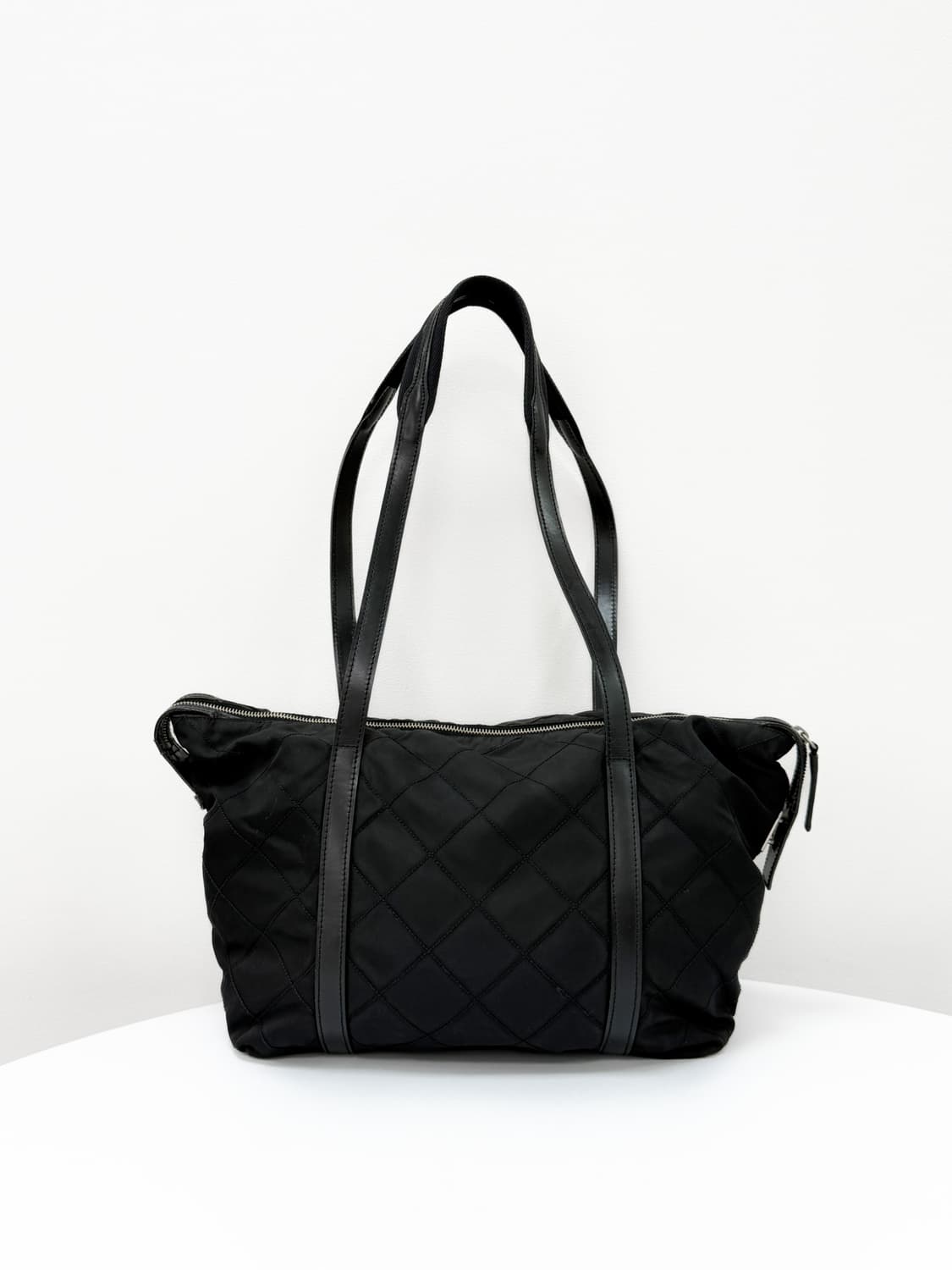 프라다 퀼팅 테수토 나일론 숄더백 상품이미지6