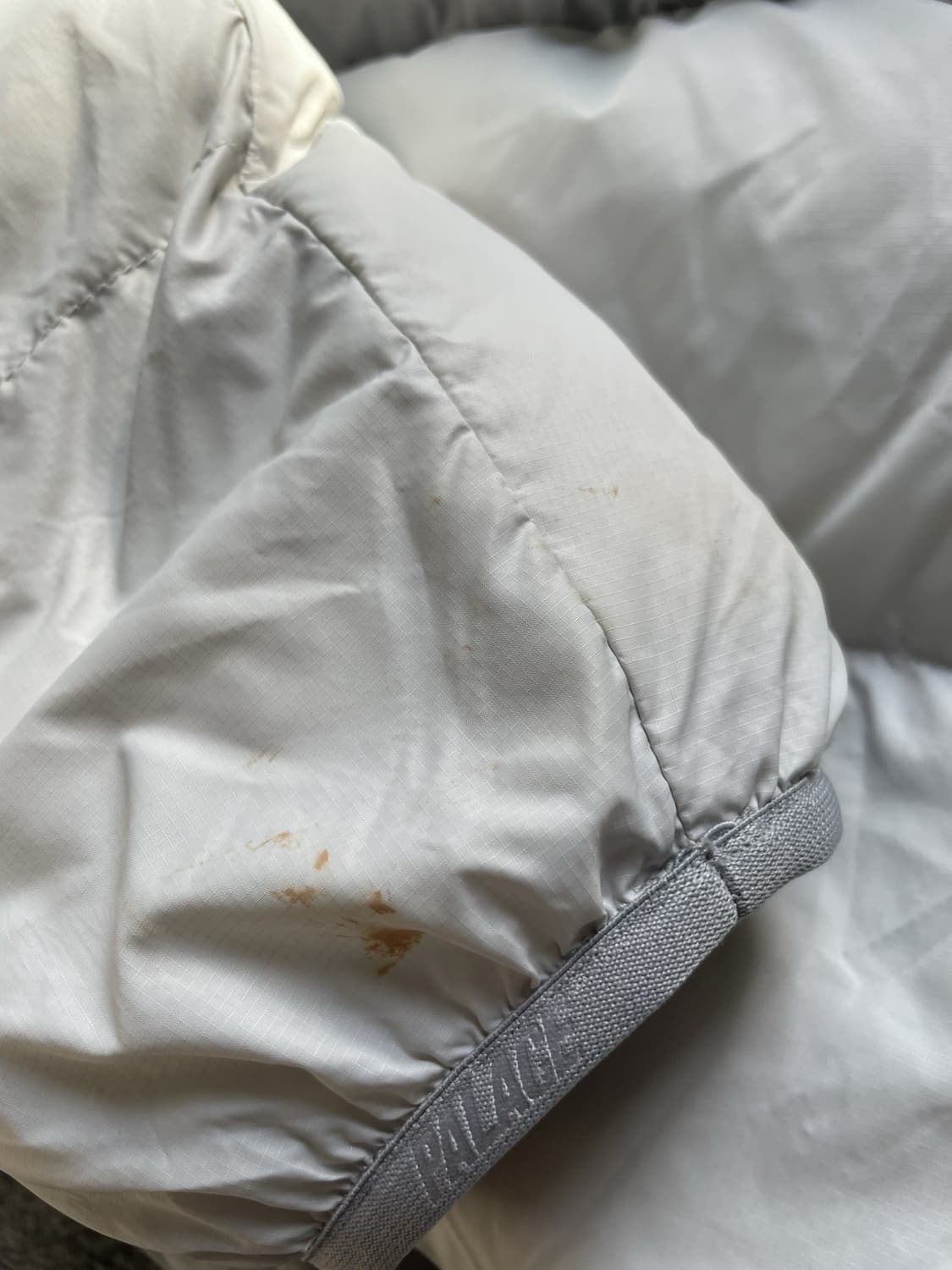 팔라스 하프 집 푸파 그레이 패딩 상품이미지6