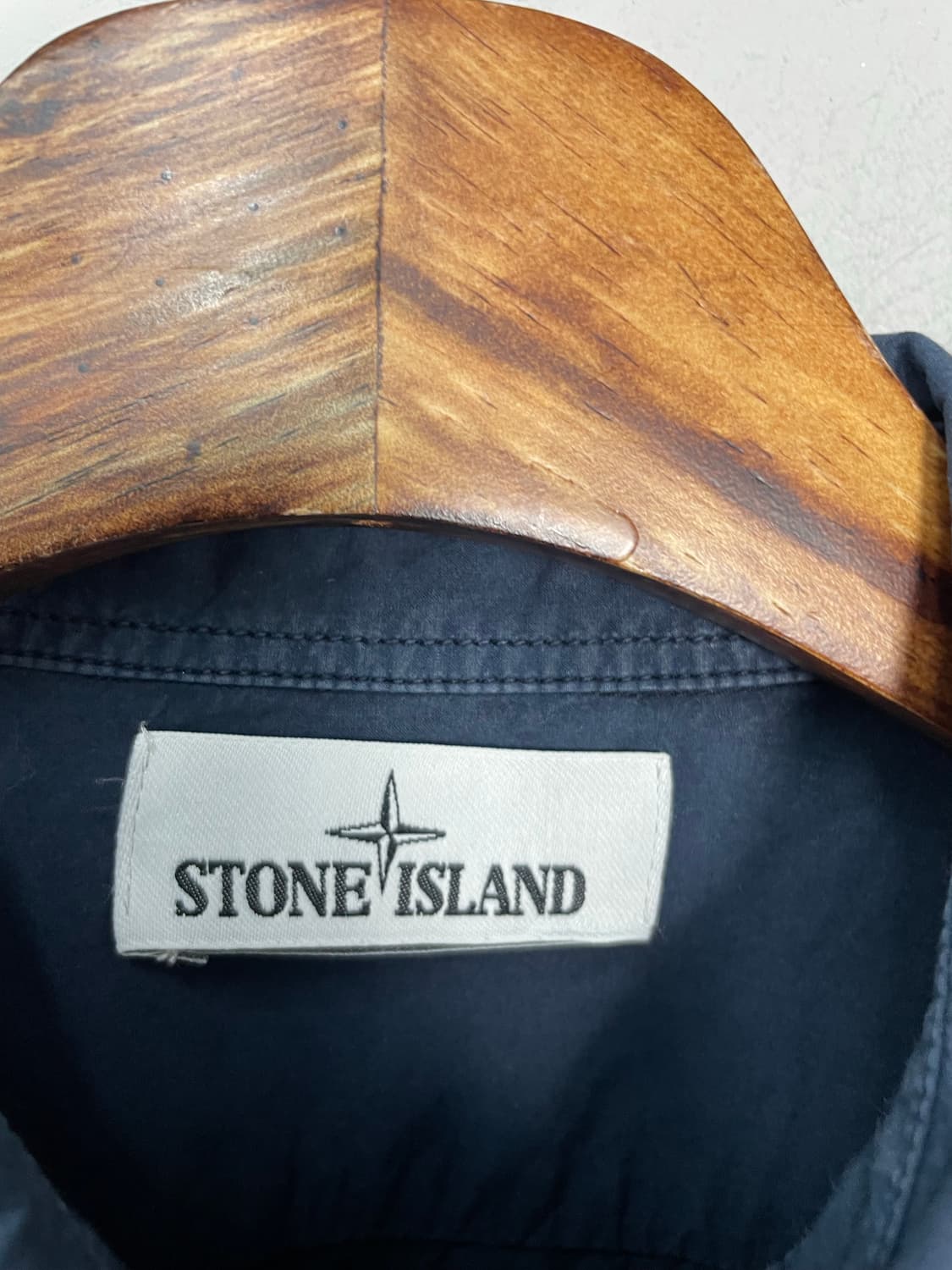 스톤아일랜드 네이비 스몰로고 포켓 셔츠 H2108 상품이미지6